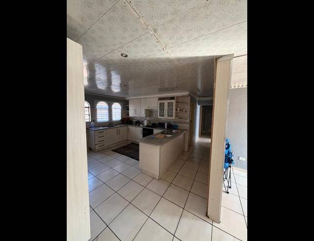 4 BEDROOM PROPERTY TO RENT IN DAWN PARK
